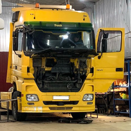 Тягач MERCEDES-BENZ ACTROS 1841 оснащен газодизелем